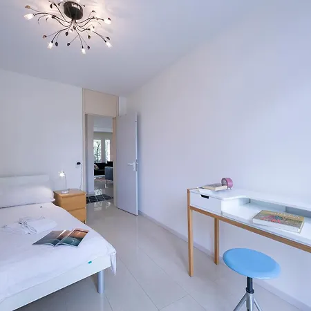 아파트 Residenza Esther - Happy