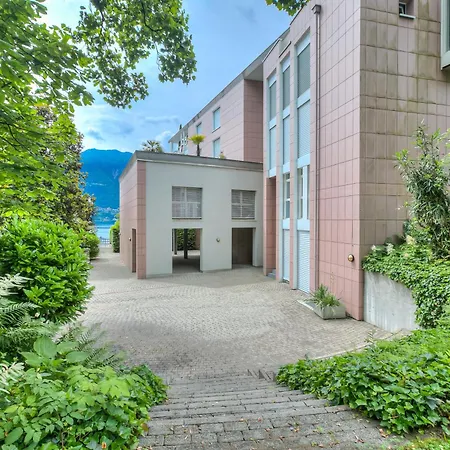 Residenza Esther - Happy Minusio